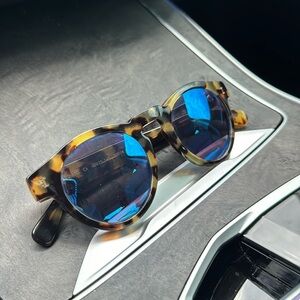 Illesteva sunglasses